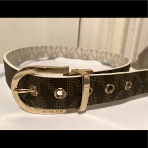 Michael Kors Women’s Reversible Belt (Small)